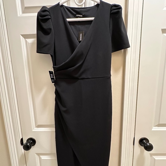 Express dress - Picture 1 of 2